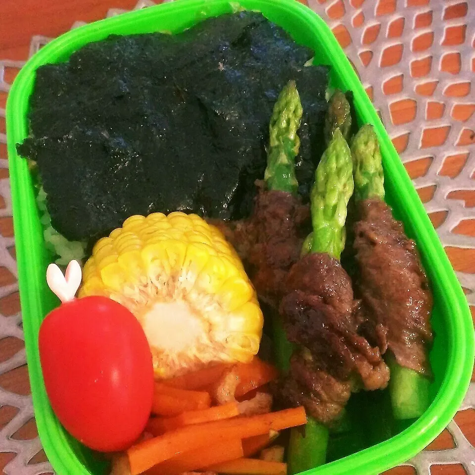 Snapdishの料理写真:☆お弁当:08Aug2015|momomotototokokokoさん