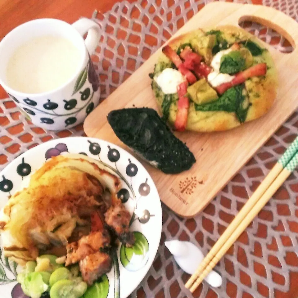 Snapdishの料理写真:腹ペコ息子の朝ごはん～♪|momomotototokokokoさん