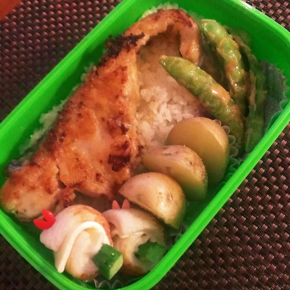 Snapdishの料理写真:☆お弁当:10Apr2015|momomotototokokokoさん