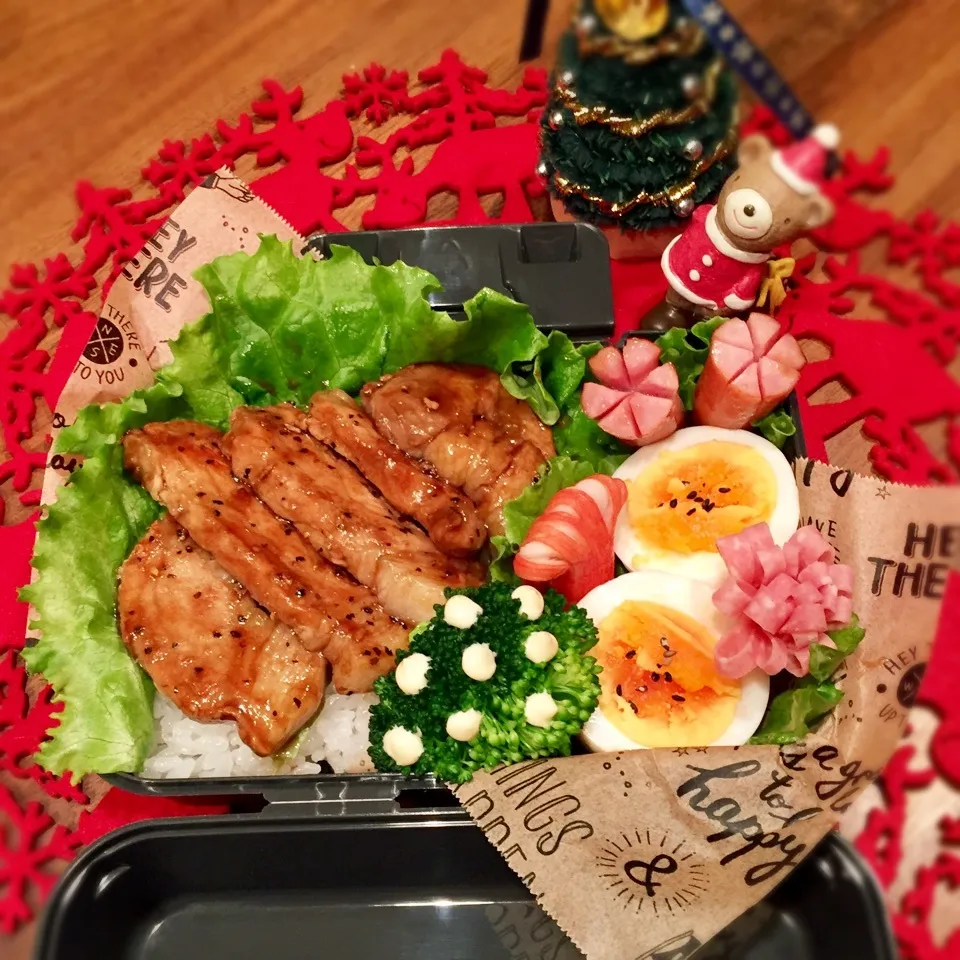 Snapdishの料理写真:トンテキ弁当|rinrinさん