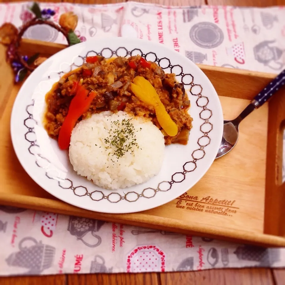 Snapdishの料理写真:我が家の野菜たっぷりドライカレー♪|Harumiさん