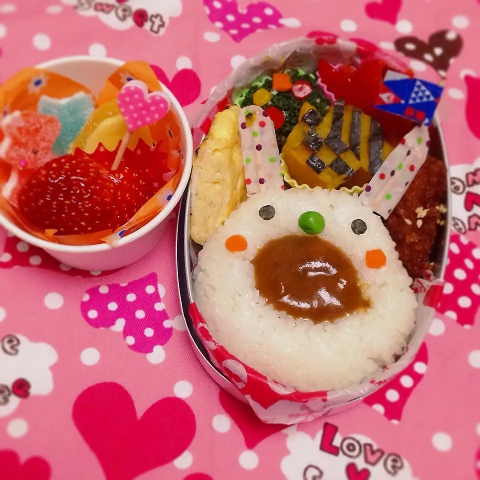 Snapdishの料理写真:MＡＡさん♡うさちゃんランチでキャラ弁( ^ω^ )|Harumiさん