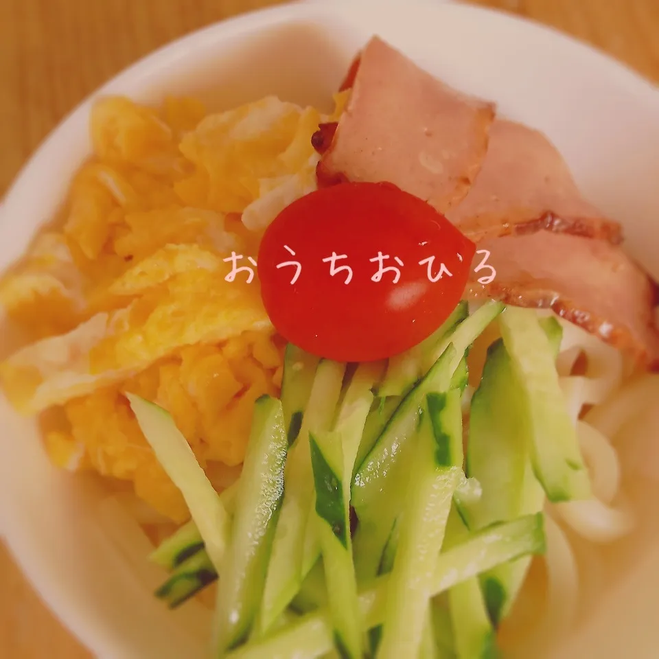 Snapdishの料理写真:ぶっかけうどん|harutomomamaさん