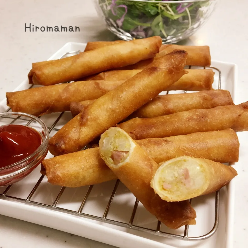 ベーコンポテトのカレーチーズ揚げ春巻き♡|ひろママさん