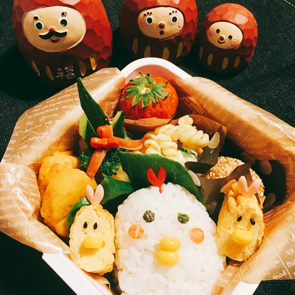 Snapdishの料理写真:2017年☀️🐔 酉年弁当（笑）|りんごさん