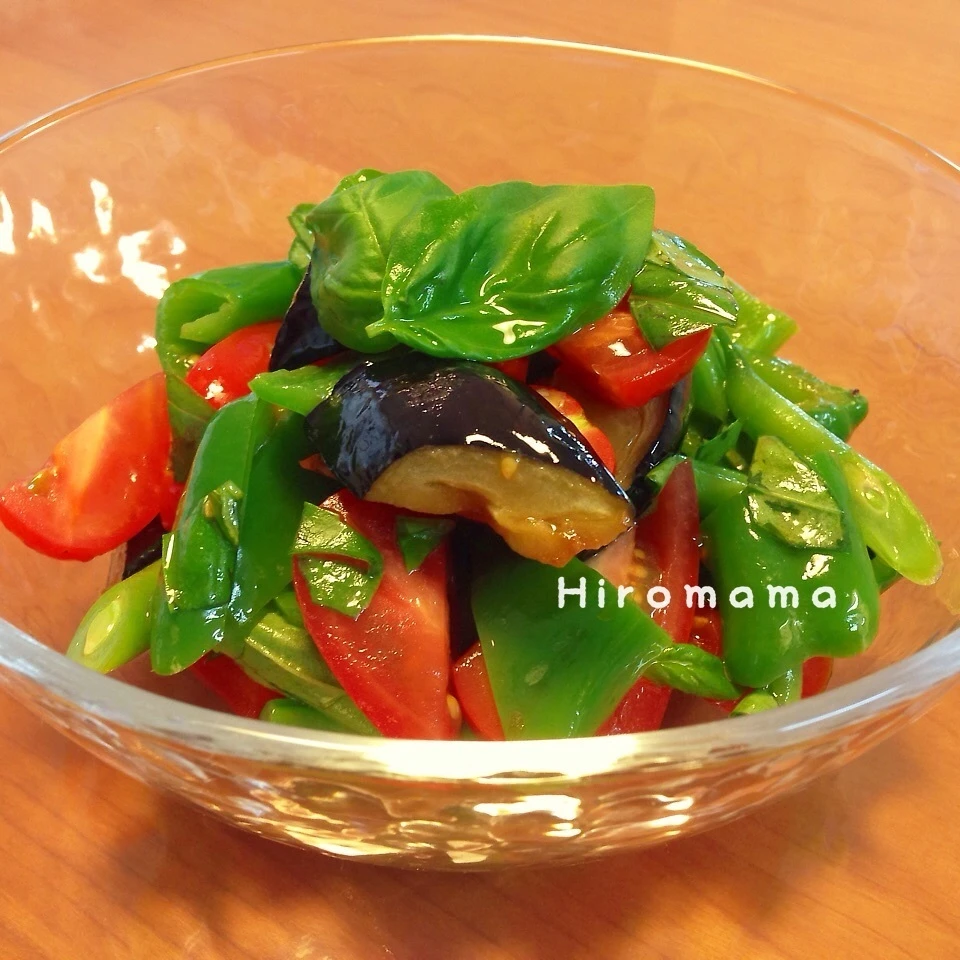 ガーリックバジルの夏野菜サラダ♪|ひろママさん