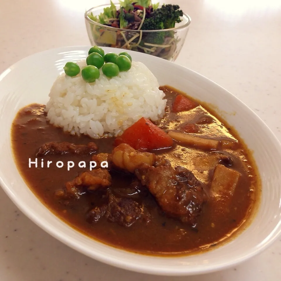 Snapdishの料理写真:男の料理♬牛すねカレーd(ゝ∀・*)|ひろママさん