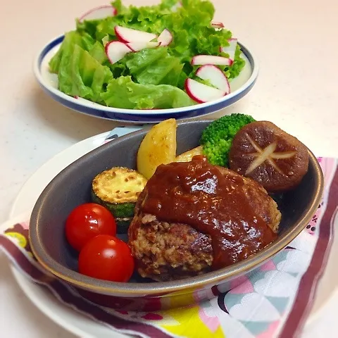 デミグラバーグで晩ごはん♪|ひろママさん