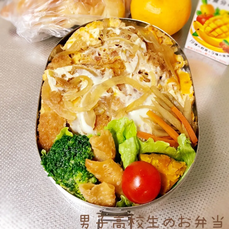 Snapdishの料理写真:高2男子のお弁当 カツ丼|チャコさん