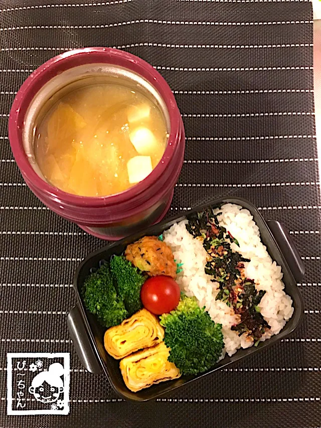 旦那様☆夜勤用ミニ弁当😊|☆ぴ〜ちゃん☆さん