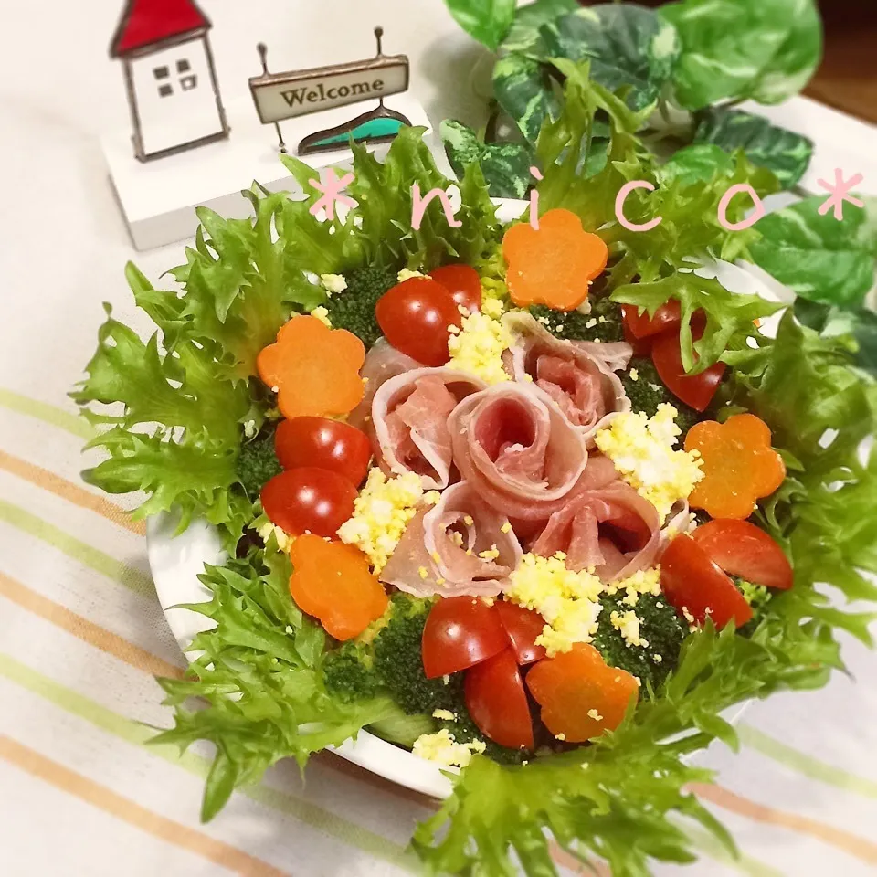 Snapdishの料理写真:＊お誕生日に♪お野菜のテリーヌブーケ♡＊|にこさん