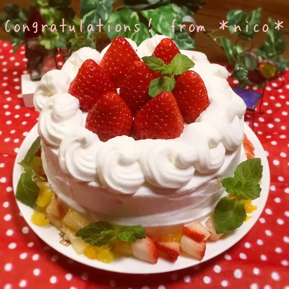 Snapdishの料理写真:＊手作り♪苺のケーキ♡ 今更（笑）祝Joさん200♪＊|にこさん