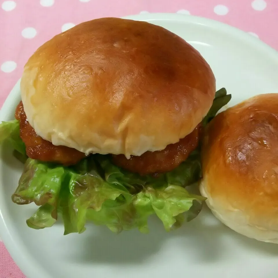 ヘレカツバーガーとチョコパン|まりさん