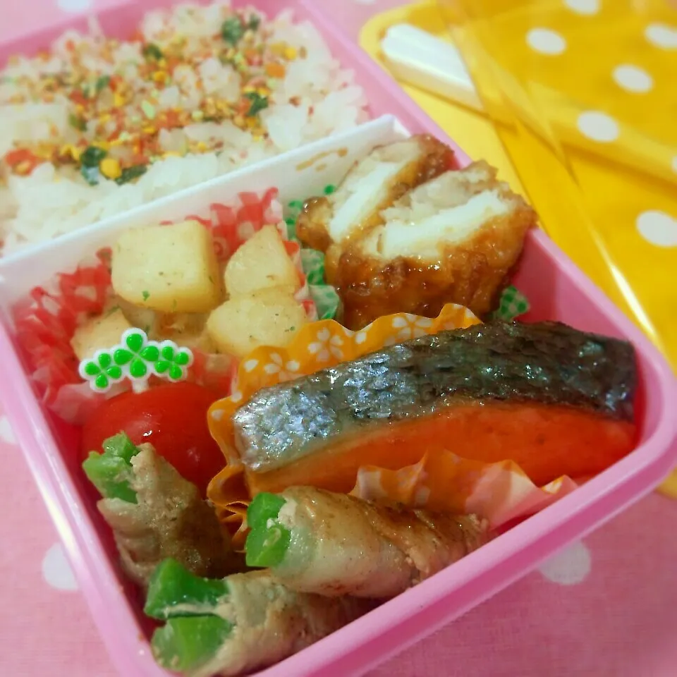 Snapdishの料理写真:娘の部活弁当|まりさん