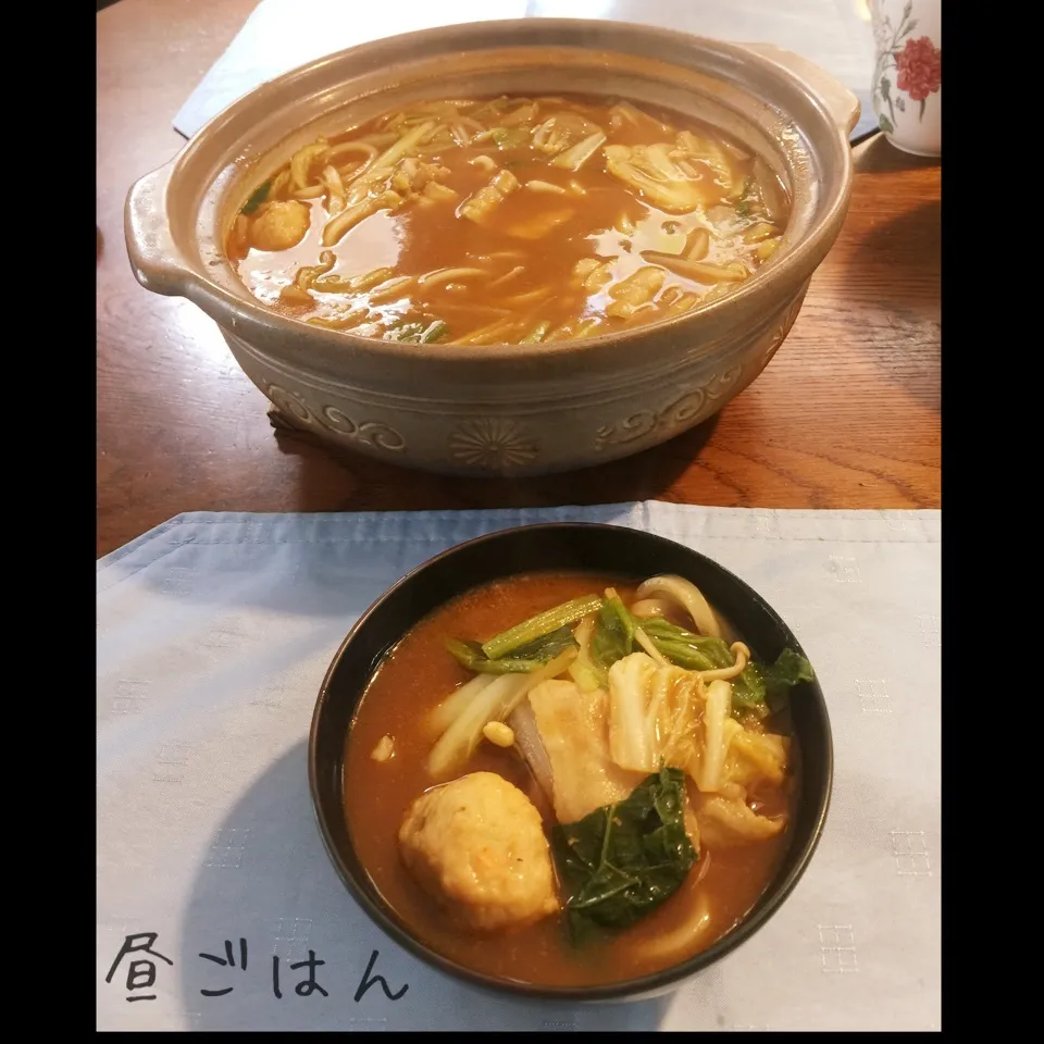 Snapdishの料理写真:咲夜の塩麹鍋をカレーうどんにリメイク|yakinasuさん