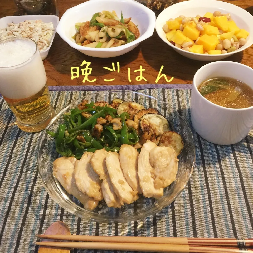 鶏胸肉漬け焼き、茄子、ピーマン鶏皮炒め、竹輪煮物、柿豆サラダ|yakinasuさん