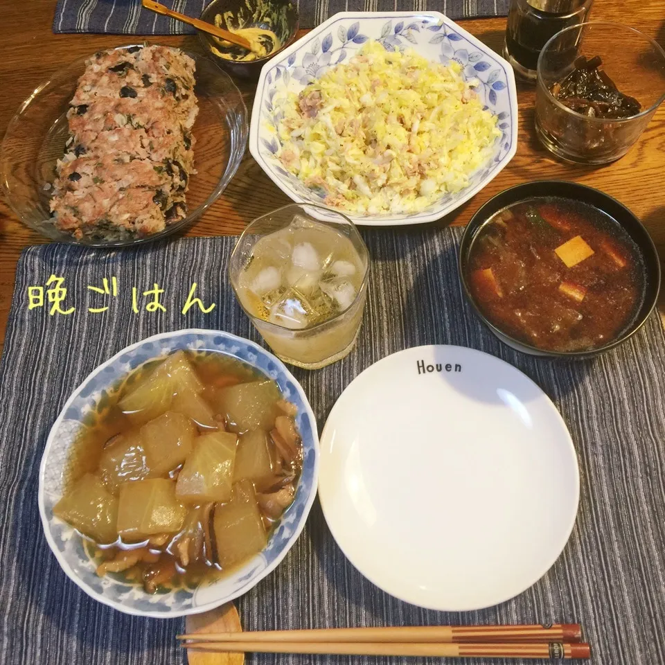 和風ミートローフ、冬瓜と干し椎茸煮物、白菜ツナサラダ、味噌汁|yakinasuさん