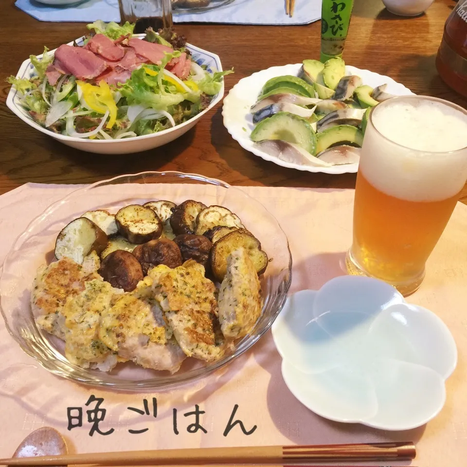 Snapdishの料理写真:ヒレ肉ピカタ、茄子椎茸、アボカドしめ鯖、サラダ、ビール|yakinasuさん