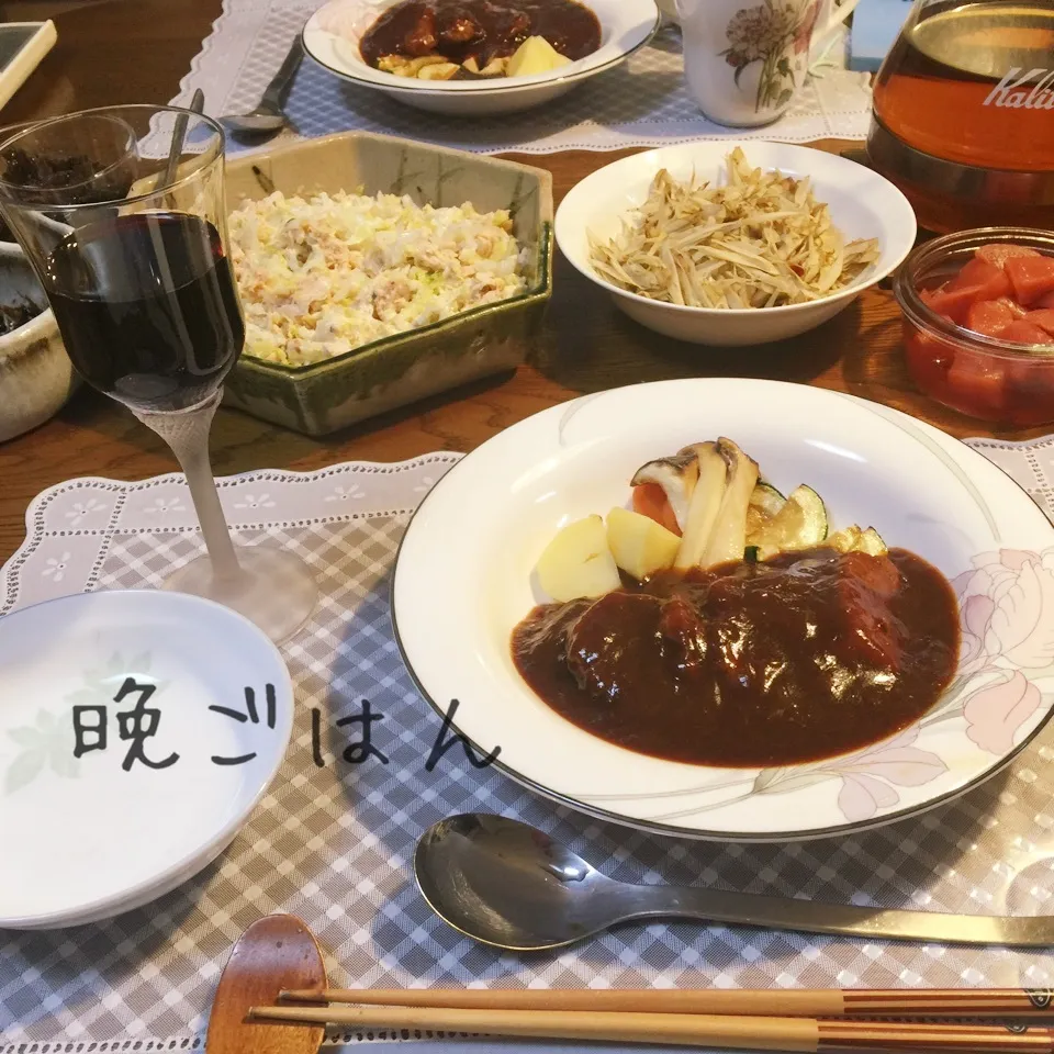 Snapdishの料理写真:豚ヒレ肉ドミグラスソース煮込み、牛蒡ペペロン、白菜鮭缶サラダ|yakinasuさん