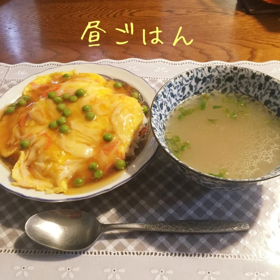 カニカマで天津飯、椎茸とネギの中華スープ|yakinasuさん