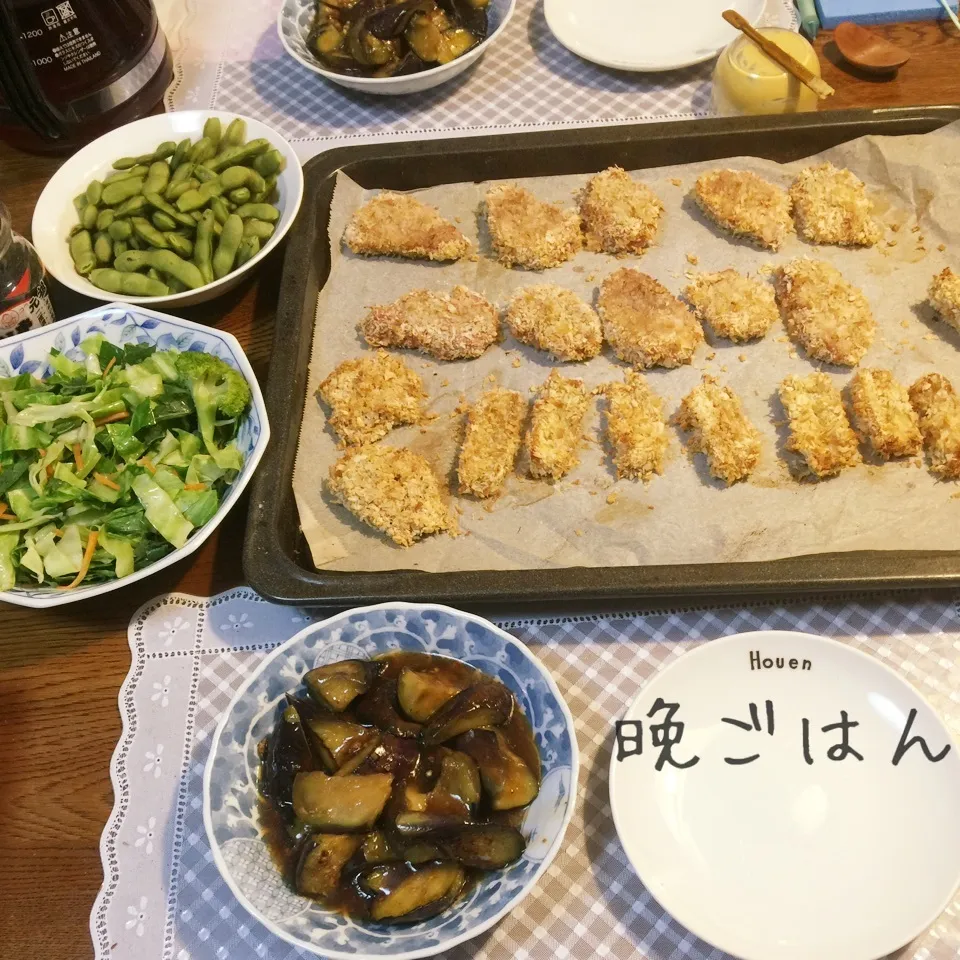 Snapdishの料理写真:ヒレカツ、竹輪フライ、茄子みぞれ炒め、黒枝豆、キャベ胡麻ポン|yakinasuさん