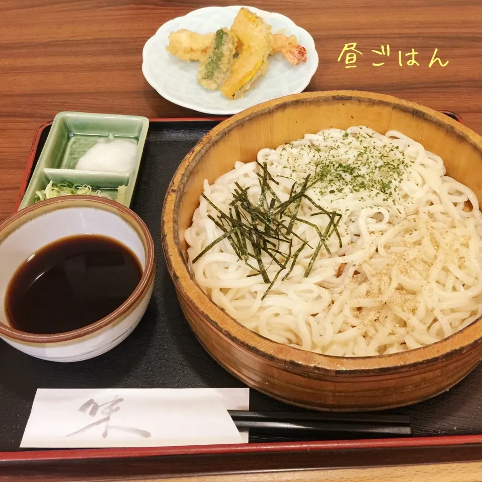 たらいうどん＋天ぷら|yakinasuさん