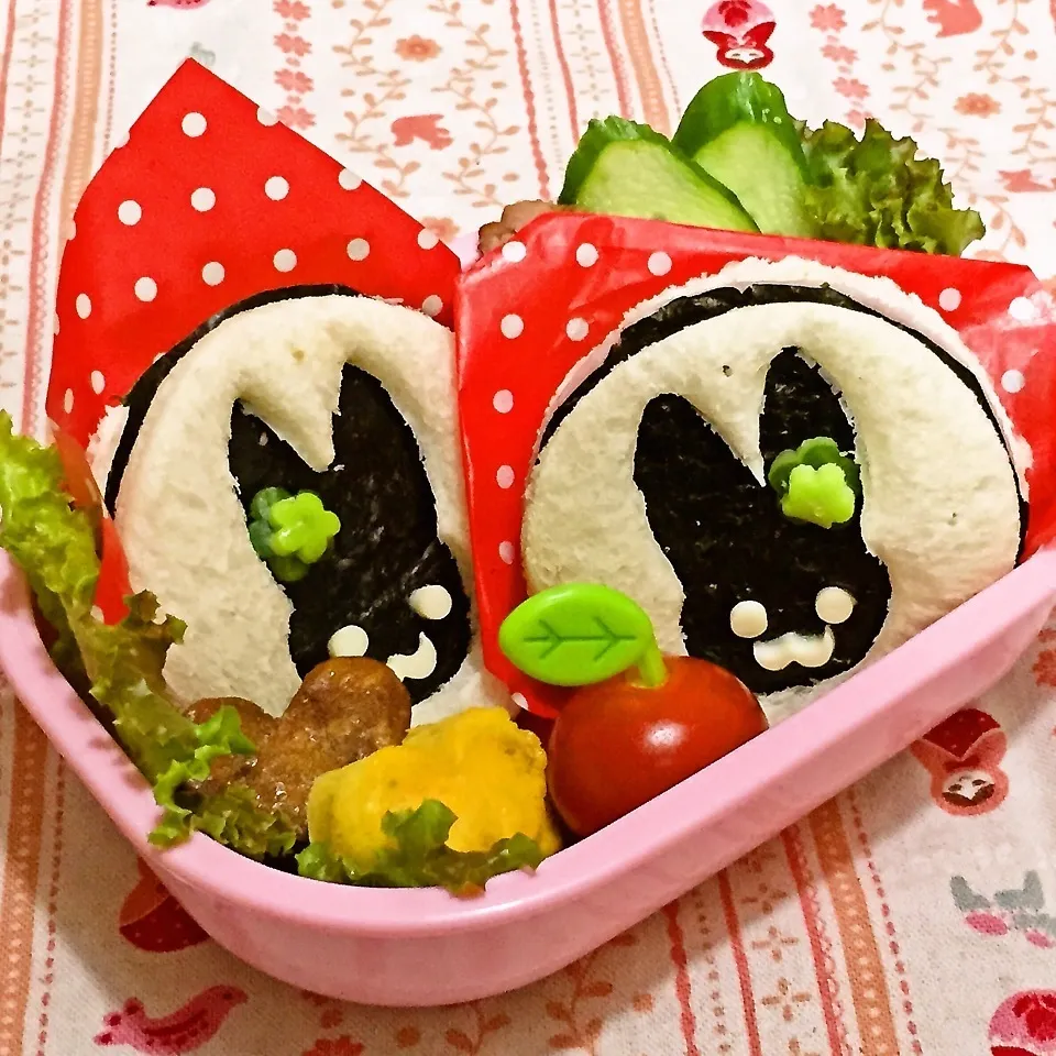 くり抜き☆黒うさぎサンド弁当|kurokomamaさん