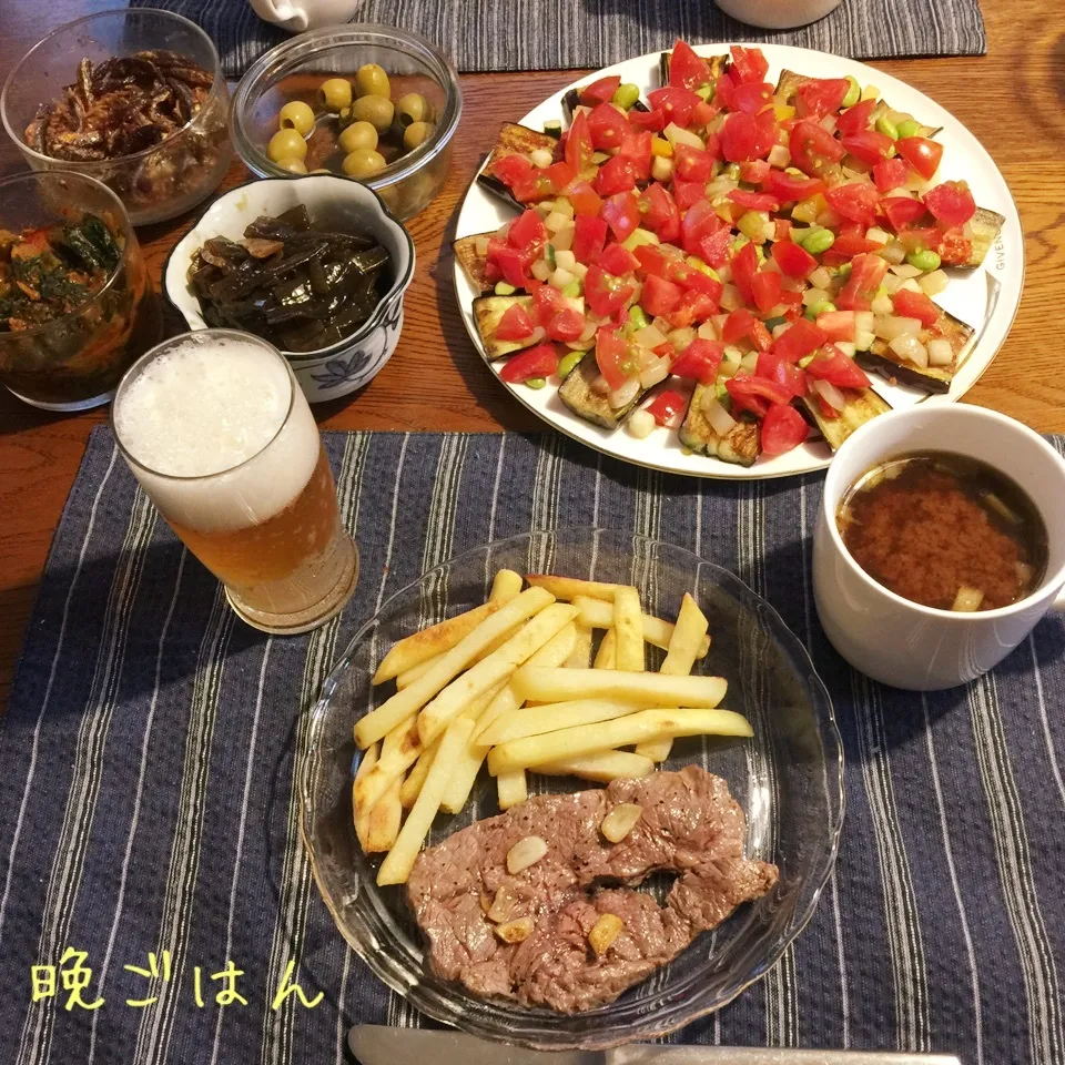 Snapdishの料理写真:ミスジステーキ、ポテト、カラフル茄子ステーキ、常備菜、スープ|yakinasuさん