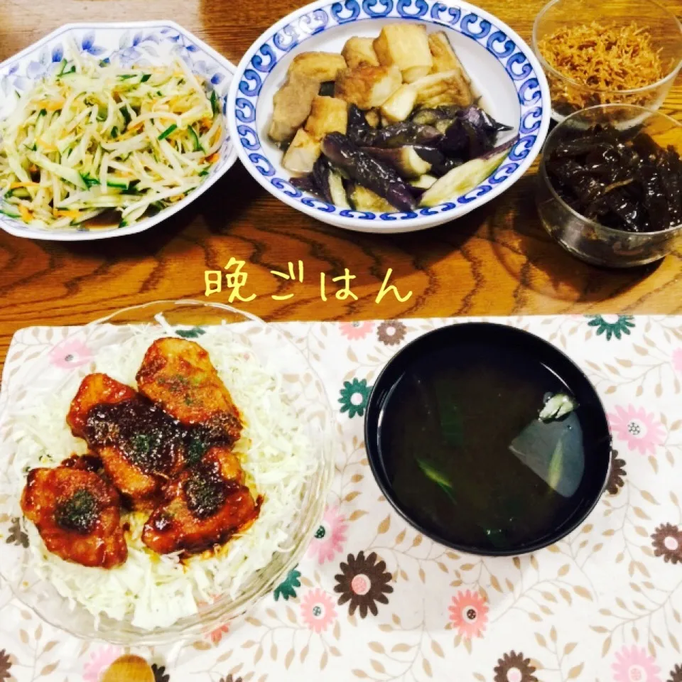 豚ヒレ肉ソース照焼き、ナスと厚揚げ煮物、モヤシピリ辛サラダ|yakinasuさん