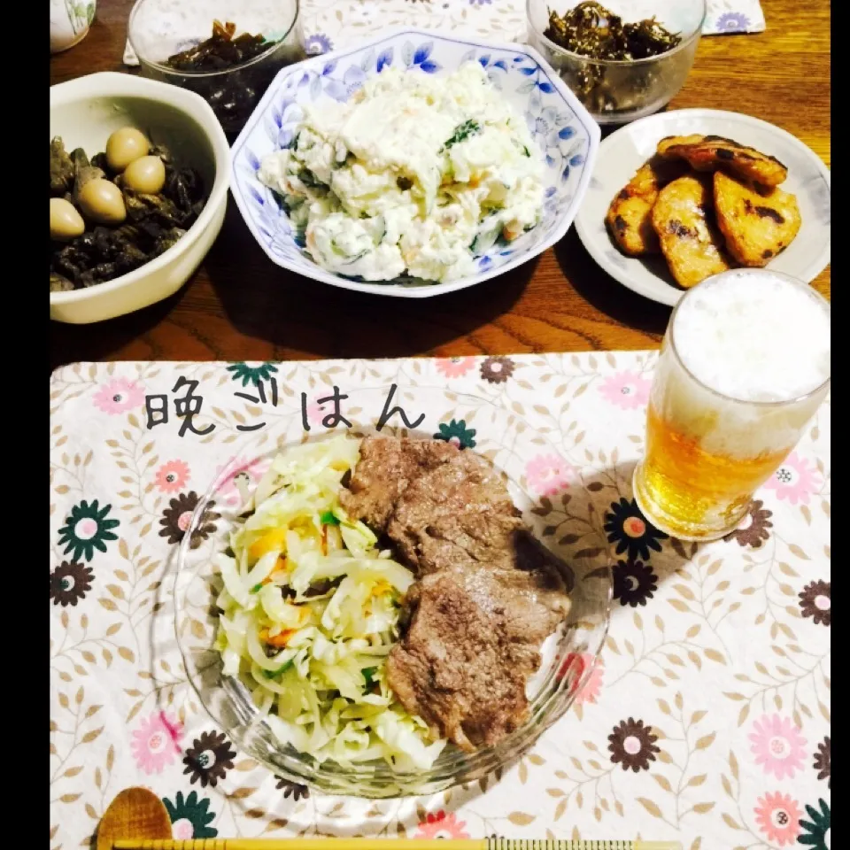 Snapdishの料理写真:焼肉、野菜炒め、ポテトサラダ、野菜天、常備菜、ビール|yakinasuさん