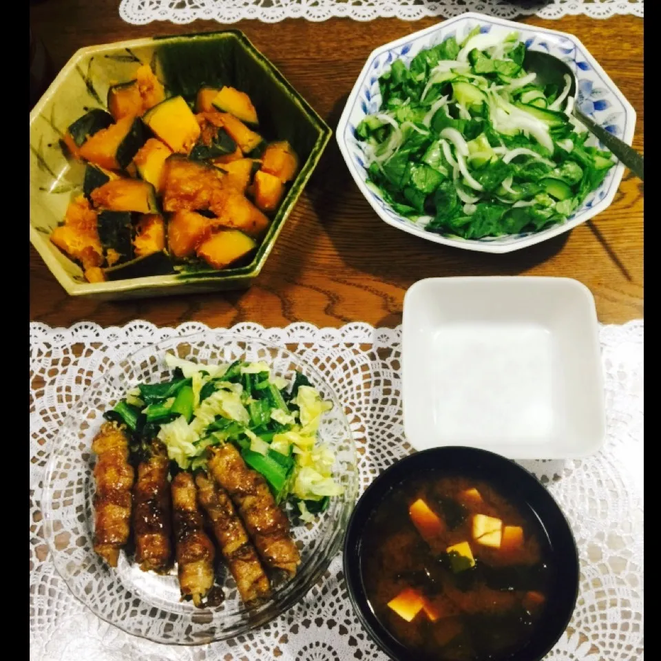 豚バラ野菜巻きバルサミコ照焼、南瓜煮物、サラダ、味噌汁|yakinasuさん