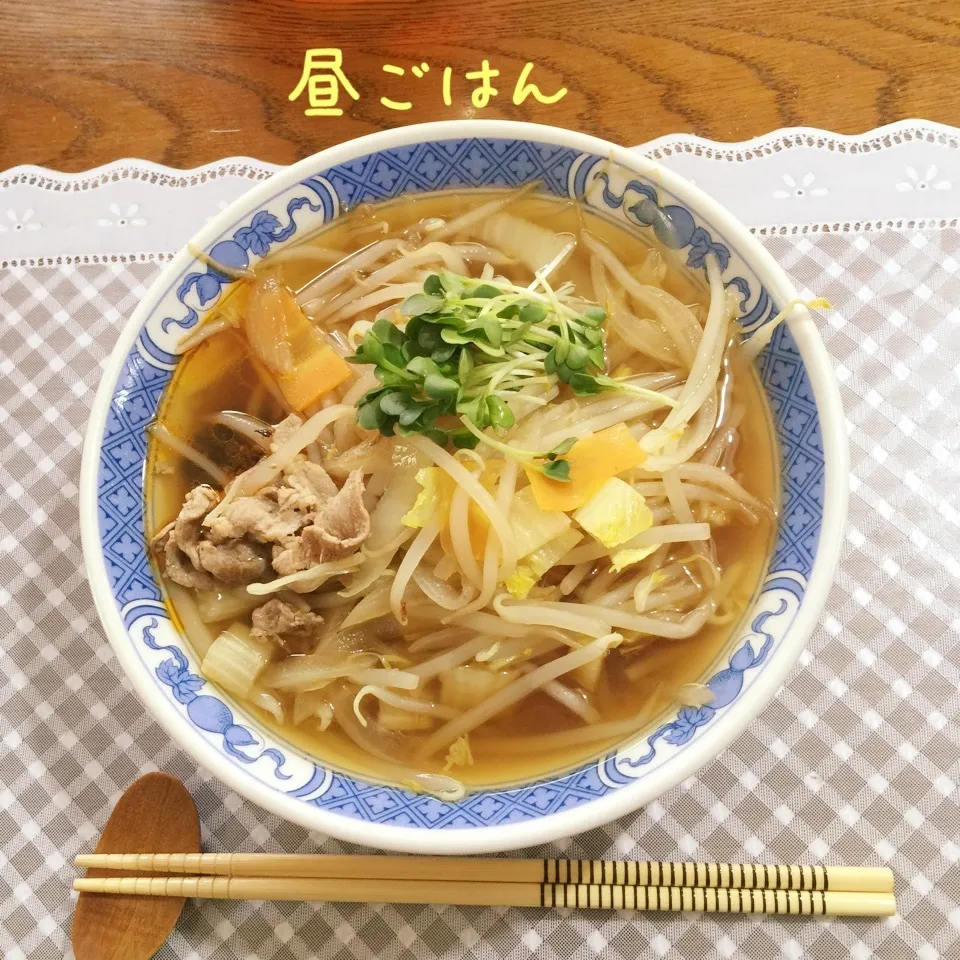 野菜たっぷりの五目ラーメン|yakinasuさん