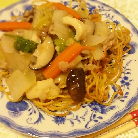 Snapdishの料理写真:パリパリ麺のあんかけ焼きそば|Yumiko Ozakiさん