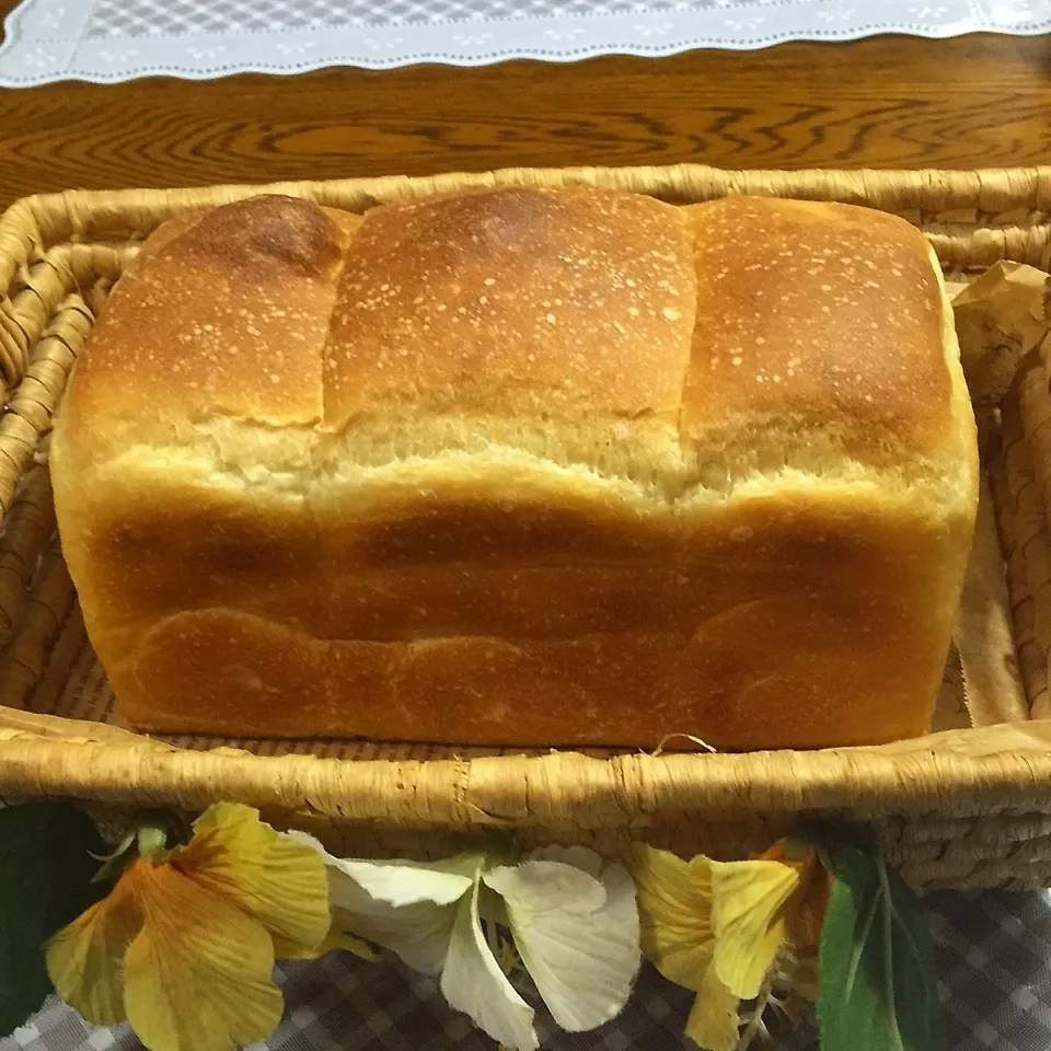 ヨーグルト酵母山食パン|yakinasuさん