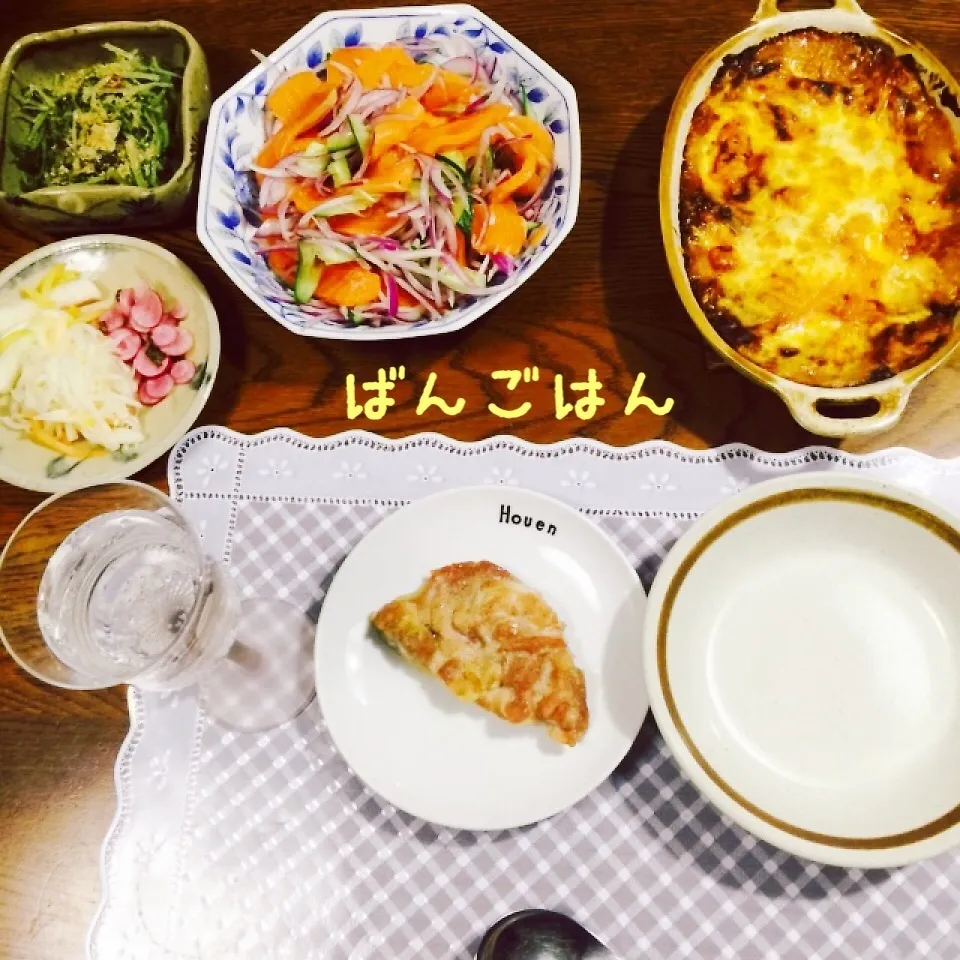 Snapdishの料理写真:ラザニア、鶏モモ肉ガーリック焼き、サーモンマリネ、常備菜|yakinasuさん