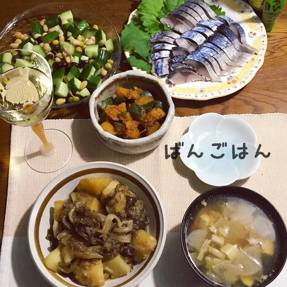 Snapdishの料理写真:肉じゃが、しめ鯖、けんちん汁、南瓜胡麻和え、豆サラダp|yakinasuさん