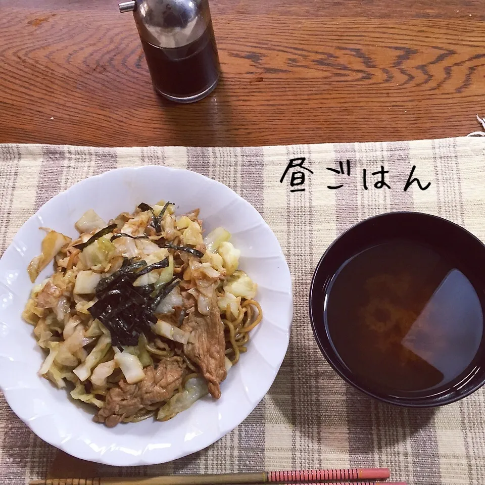 焼きそば、しじみ汁|yakinasuさん