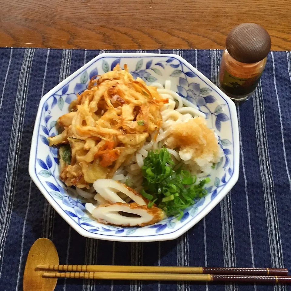 おろしてんぷらぶっかけうどん|yakinasuさん