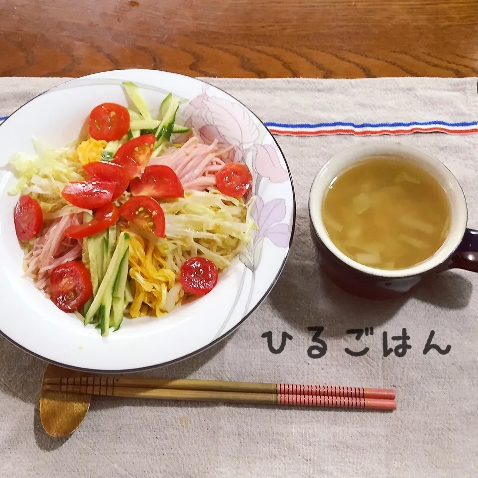 冷やしラーメン、野菜スープ|yakinasuさん