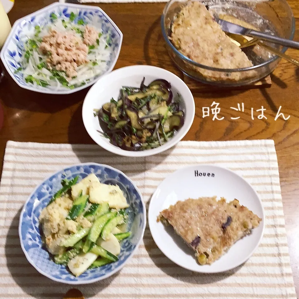 豆と、豆腐入りミートローフ、胡瓜とイカ明太炒め、大根サラダ|yakinasuさん