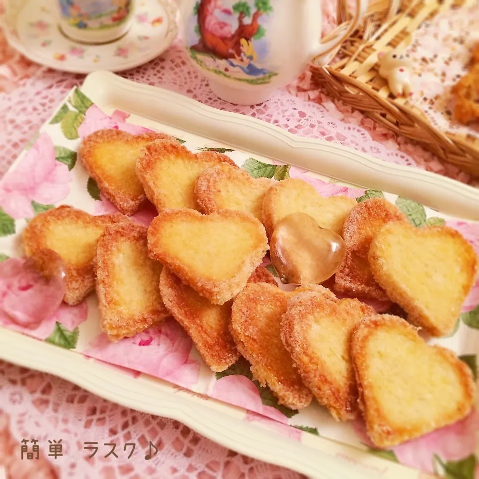 残った食パンで♪簡単♡絶品♡ラスク♡|rさん