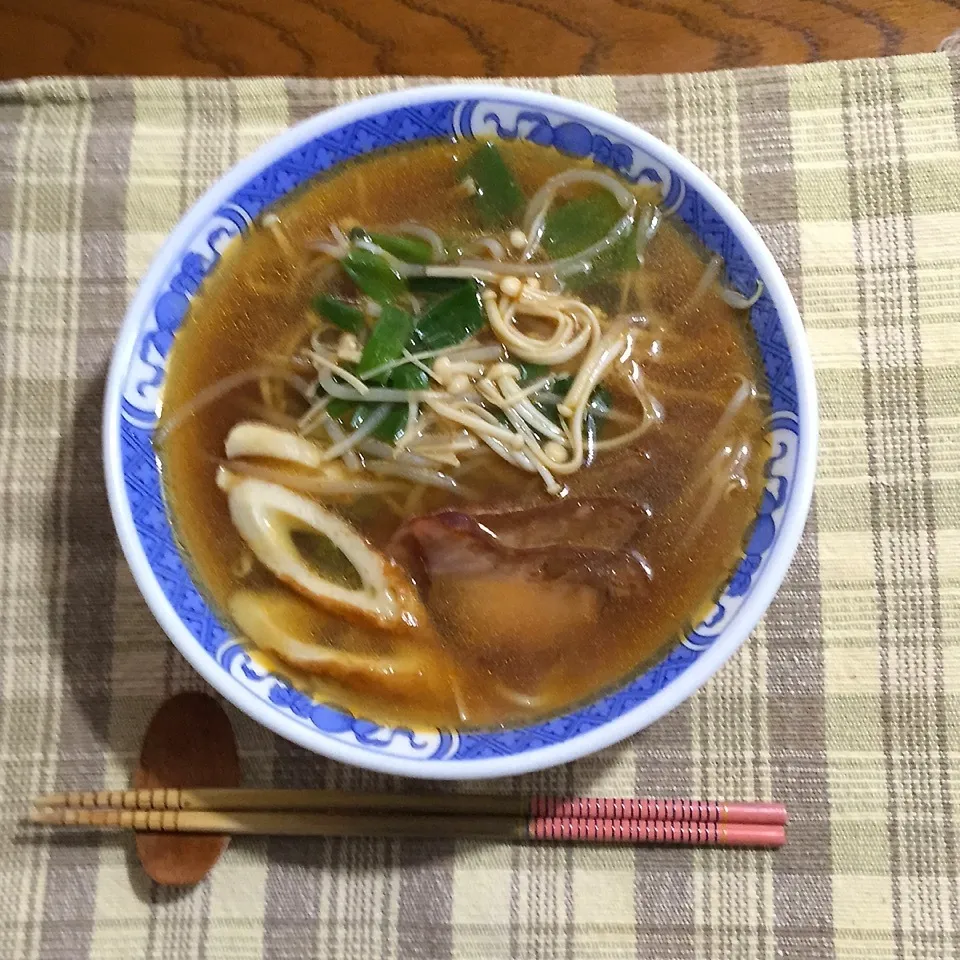 Snapdishの料理写真:台湾ラーメン|yakinasuさん