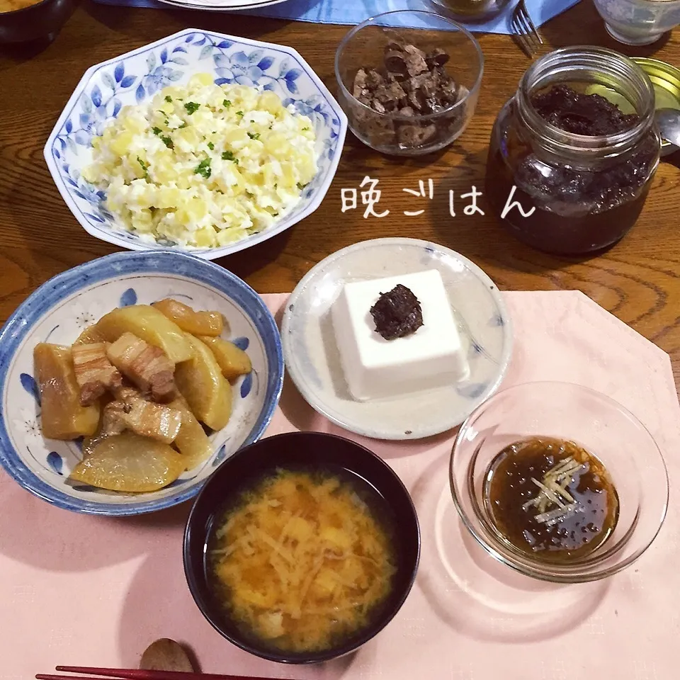 Snapdishの料理写真:大根と豚バラ煮物、豆腐蕗味噌、モズク酢、味噌汁、薩摩芋サラダ|yakinasuさん