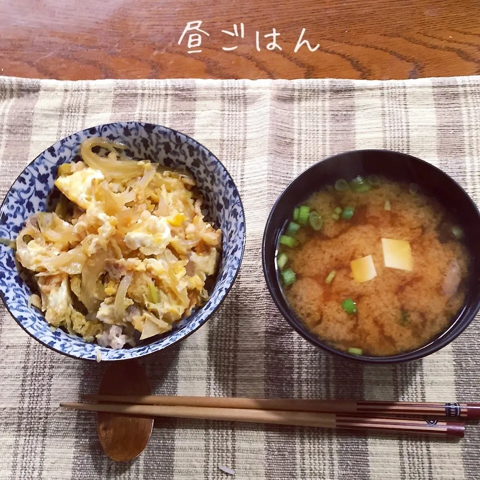 他人丼、味噌汁|yakinasuさん