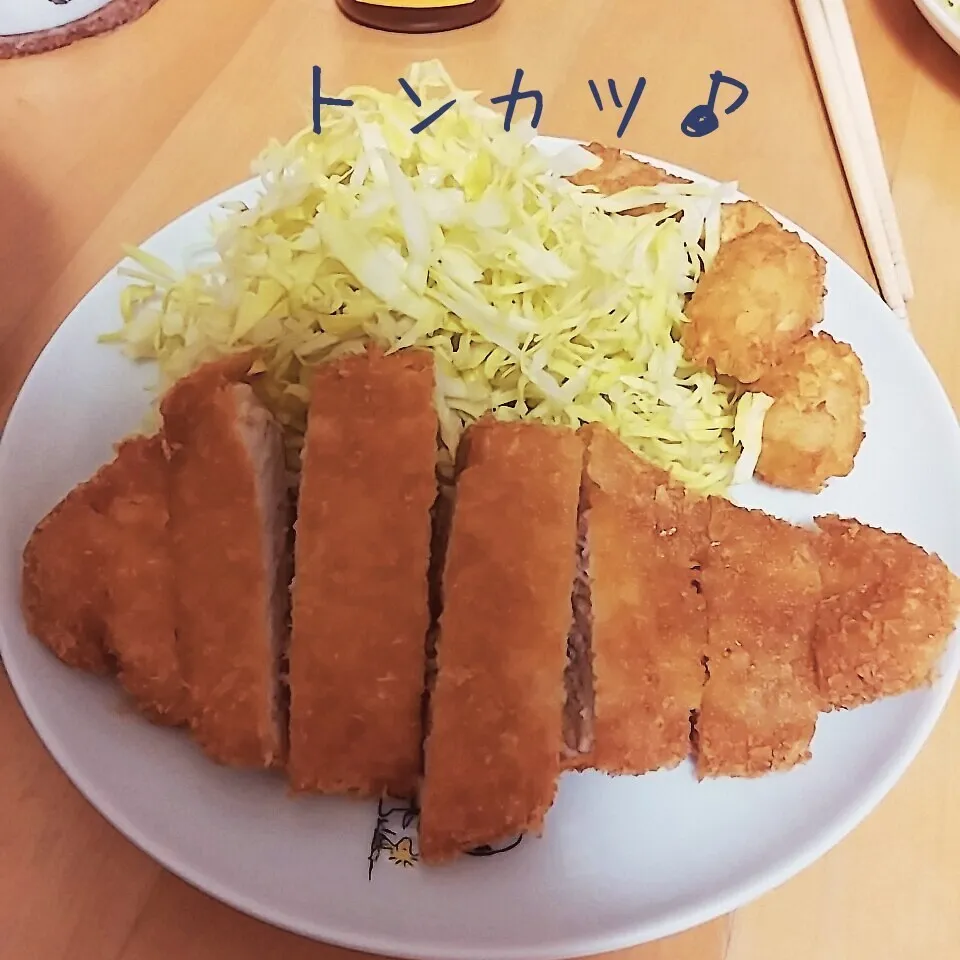 Snapdishの料理写真:トンカツ♪|さっちゃんさん