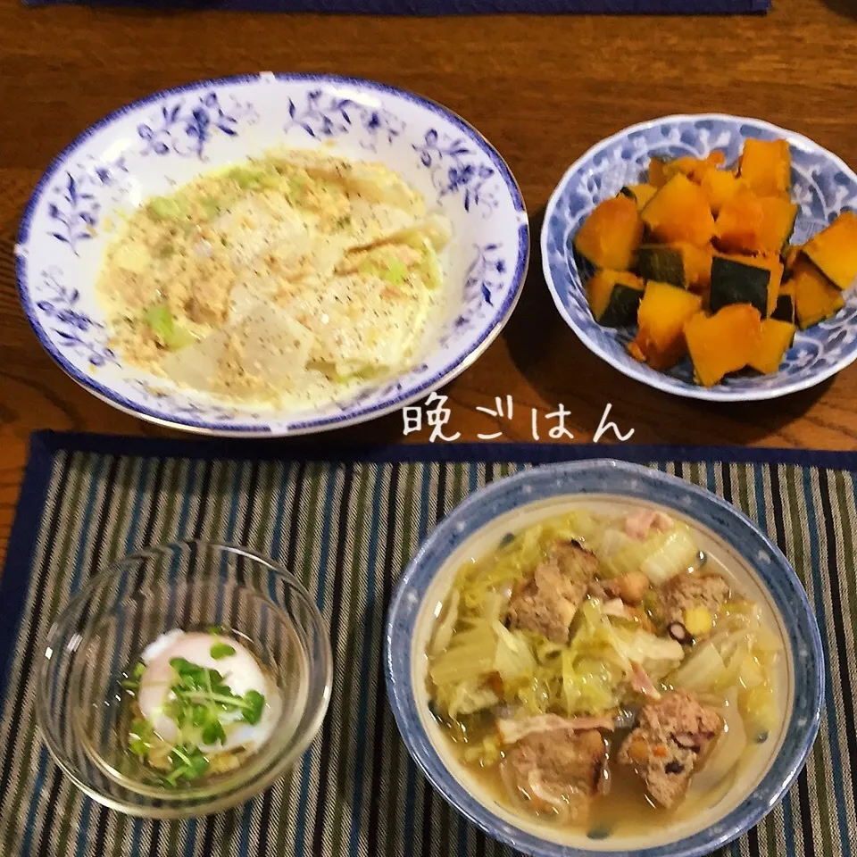 白菜とミートローフのスープ煮、南瓜煮物、蕪ツナセロリのサラダ|yakinasuさん