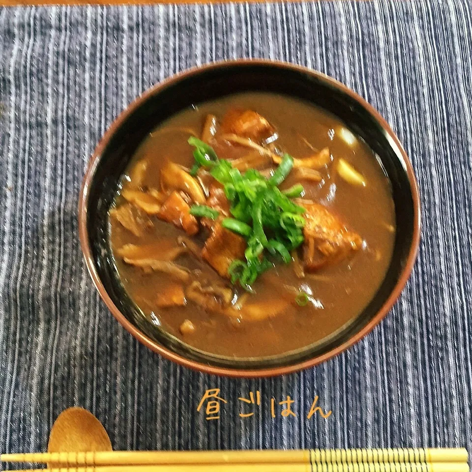 Snapdishの料理写真:カレーうどん|yakinasuさん