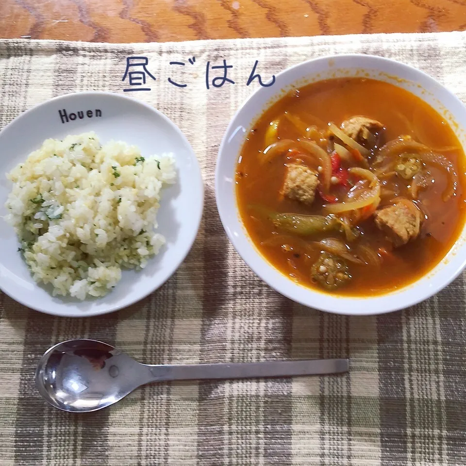 冷凍庫整理のスープカレー、バターライスで|yakinasuさん