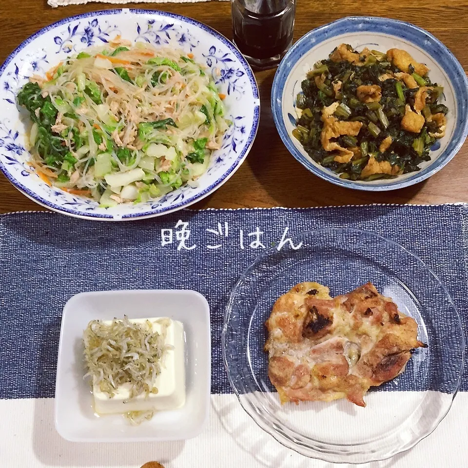 Snapdishの料理写真:鶏モモガリ塩焼き、大根葉味噌煮、白菜と春雨のサラダ、雑魚豆腐|yakinasuさん