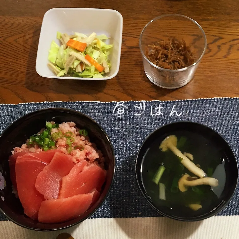 マグロ丼、清汁他|yakinasuさん